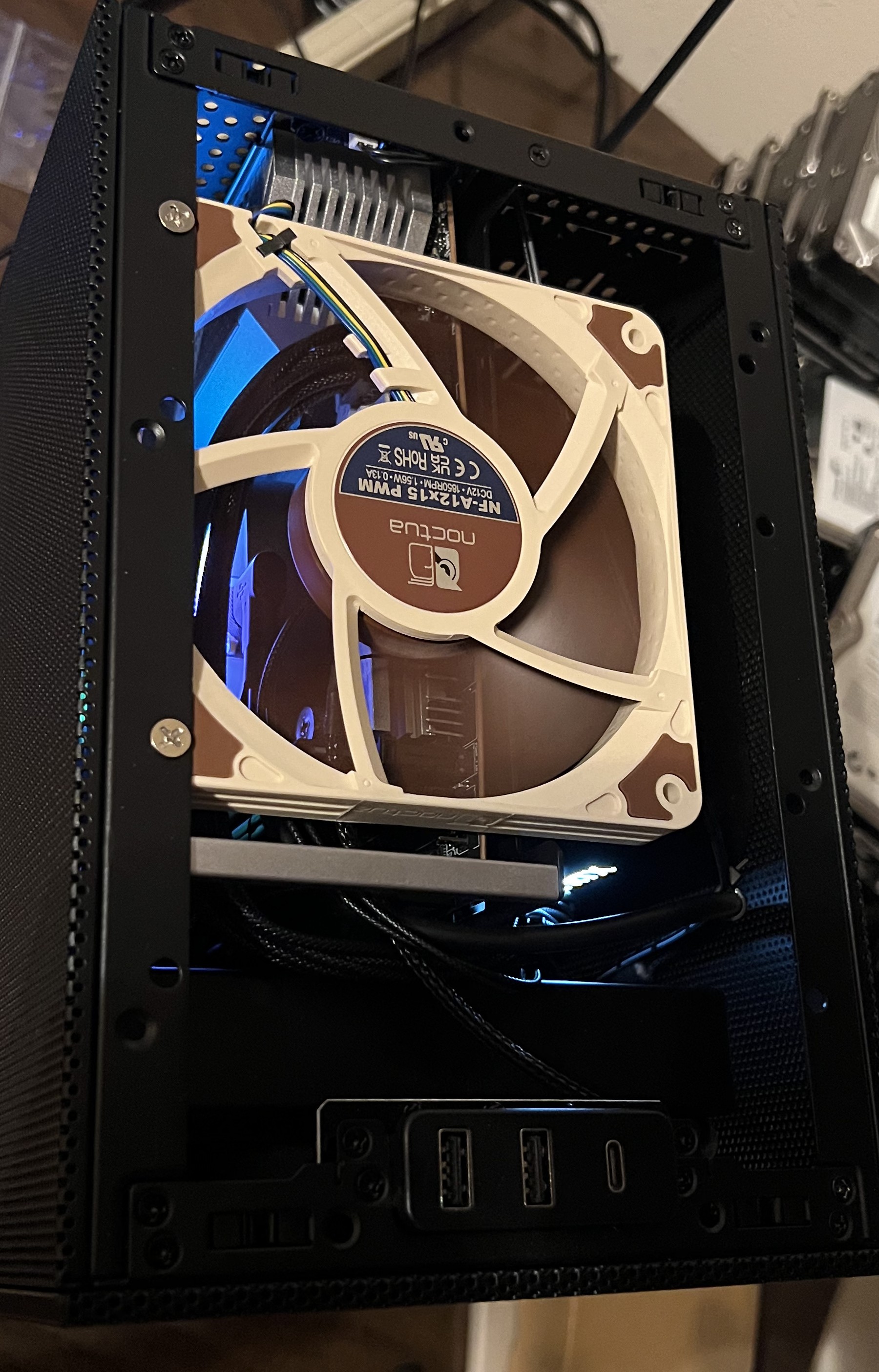Top-mounted Noctua exhaust fan